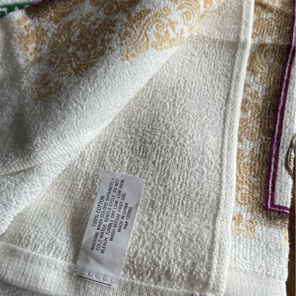 Kane Home Wine Menu Kitchen Dish Towels Merlot Zinfandel Pinot Noir Set of Two - Picture 2 of 5